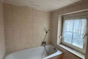Renovierungsbedürftiges Ein- bis Zweifamilienhaus im Herzen von Lage – Die vollständige Adresse der Immobilie erhältst du vom Anbieter., 32791 Lage – Vorschaubild 23