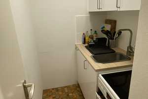 Vollmöblierte 1-Zimmerwohnung in optimaler Lage zur Untermiete – München – Vorschaubild 5