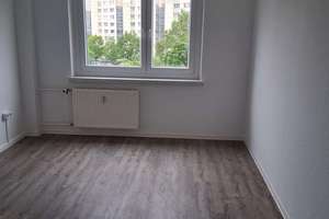 Gamigstraße 20 - helle 3 ZKB Wohnung im 4.OG zu vermieten – Die vollständige Adresse der Immobilie erhältst du vom Anbieter., 1239 Prohlis-Nord, Dresden – Vorschaubild 4
