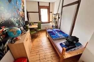 Charmantes freistehendes Einfamilienhaus in Zella-Mehlis: Historischer Flair und Moderner Komfort – Schmalkalden-Meiningen (Kreis) – Vorschaubild 11