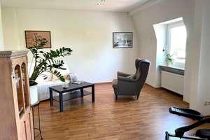 Exklusive sanierte 2,5-Zimmerwohnung mit Küche in bester Lage in Köln Merheim – 51109 Merheim, Köln – Vorschaubild 3