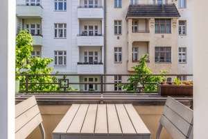Stilvolle Altbauwohnung mit Südbalkon im begehrten Samariterkiez – Die vollständige Adresse der Immobilie erhältst du vom Anbieter., 10247 Friedrichshain, Berlin – Vorschaubild 2