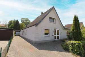 Sonnenbaden: EFH mit großem Gartengrundstück in Delmenhorst-Hasport – Delmenhorst – Vorschaubild 1