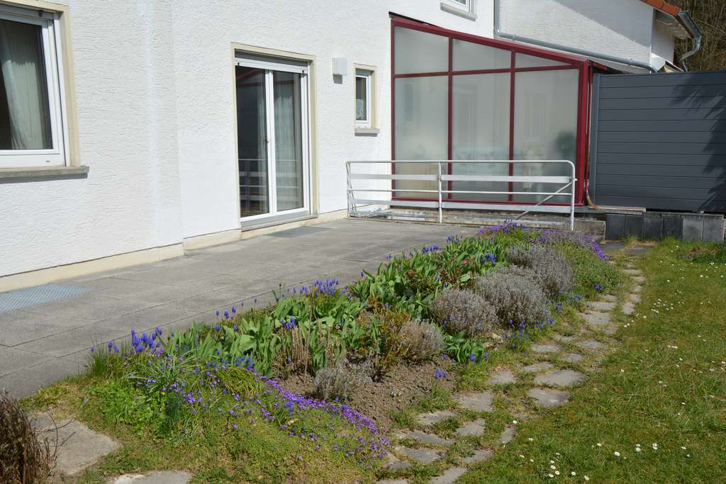 Immobilie in Illertissen - Reihenhaus mit großem Garten, zentrumsnah in Illertissen, PROVISIONFREI - Bild 4