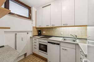 Lichtdurchflutete 2,5 Zimmer Wohnung mit Südbalkon und nahe des historischen Pfanzeltplatzes in A... – Die vollständige Adresse der Immobilie erhältst du vom Anbieter., 81737 Altperlach, München – Vorschaubild 8