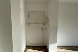 Traumwohnung mit eigenem Garten & Tiefgarage - frisch saniert in Bestlage von Kerpen! – Taunusstraße 7, 50169 Kerpen – Vorschaubild 12