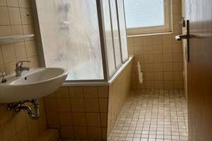 Gemütliche 2-Zimmer Wohnung im 1. OG mit Balkon und Gartenmitbenutzung - sofort bezugsfrei! – Märkische Straße 1, 23558 Sankt Lorenz Süd, Lübeck – Vorschaubild 2