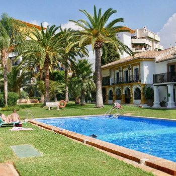 Exklusive Doppelhaushälfte zum Verkauf in Puebla Lucía, Fuengirola.