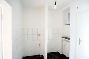 ~ Günstiges Apartment mit Balkon in zentraler Lage mit TOP Infrastruktur ~ – Altendorfer Straße 342 - 350, 45143 Altendorf, Essen – Vorschaubild 5