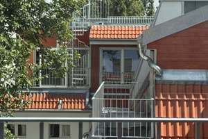 PROVISIONSFREI ! SCHÖNE, SEHR HELLE 4-5 ZIM. DG-WHG. M. 2 BÄDER U. TERRASSE+SEP. DG TER. – Die vollständige Adresse der Immobilie erhältst du vom Anbieter., 10407 Prenzlauer Berg, Berlin – Vorschaubild 5