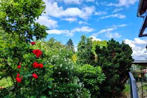 Sonnige EG-Wohnung mit EBK, Wannenbad, Kamin & Garten - von privat an privat – Temmeweg -, 14089 Kladow, Berlin – Vorschaubild 1