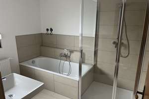 Schöne 4 Zimmer Wohnung 104 m2 für Familie in HD-Kirchheim/West – Die vollständige Adresse der Immobilie erhältst du vom Anbieter., 69124 Kirchheim, Heidelberg – Vorschaubild 3