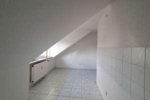 Helle 3-Zimmer Dachgeschosswohnung in Mannheim-Gartenstadt – Die vollständige Adresse der Immobilie erhältst du vom Anbieter., 68305 Waldhof, Mannheim – Vorschaubild 4