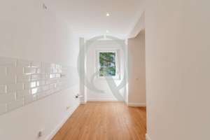 Hochwertig modernisierte, bezugsfreie 2-Zimmer-Wohnung mit Balkon & Grünblick – 13403 Reinickendorf (Ortsteil), Berlin – Vorschaubild 2