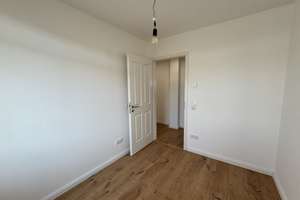 Moderne 3-Raum-Wohnung im Dachgeschoss mit Balkon in Elbnähe – Alt Salbke 67, 39122 Salbke, Magdeburg – Vorschaubild 13