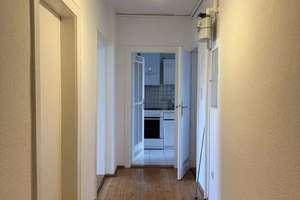 Gepflegte 2-Zimmer-Wohnung im 2. OG in Nürnberg-Uhlandstraße