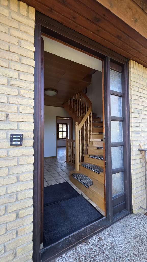 Immobilie in Tremsbüttel - Tremsbüttel: EFH (Bj. 83) +Garage/V´Keller, ca. 297m² Wohn-/Nutzfl., 6 Räume,  ca. 607m² Grundstück - Bild 10