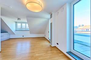 Stilvoll & Ruhig: Maisonettewohnung mit Terrasse in begehrter Lage – Die vollständige Adresse der Immobilie erhältst du vom Anbieter., 81829 Trudering-Riem (Ortsteil), München – Vorschaubild 5