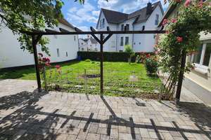 Geräumiges 5-Zimmer Einfamilienhaus in Hadamar mit Garten  – Dorfbachstraße 1, 65589 Hadamar – Vorschaubild 1