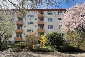 Attraktive 3 Zimmerwohnung als Anlage oder zur Eigennutzung! Ideal als WG geeignet. Zentrale Lage.