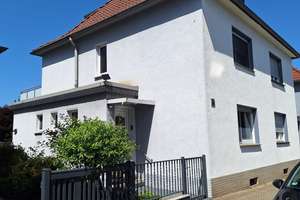 Geschmackvoll modernisierte Doppelhaushälfte mit Garten und Einbauküche in ruhiger Lage von Duisburg – Die vollständige Adresse der Immobilie erhältst du vom Anbieter., 47198 Alt-Homberg, Duisburg – Vorschaubild 4