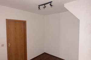 Viel Platz für den Alltag in dieser 2,5 Zimmer-Wohnung in Essen – Bismarckstraße 21, 45128 Südviertel, Essen – Vorschaubild 3