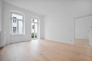 ⭐️ Altbau-Perle am Mauerpark - Sanierte & ruhige 2 Zi Balkon-Altbau-Wohnung mit charmanten Details – Die vollständige Adresse der Immobilie erhältst du vom Anbieter., 10437 Prenzlauer Berg, Berlin – Vorschaubild 2