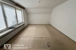 Freistehendes Dreiparteienhaus mit Garage und großem Grundstück in Bad Godesberg - Pennenfeld – Die vollständige Adresse der Immobilie erhältst du vom Anbieter., 53177 Pennenfeld, Bonn – Vorschaubild 26