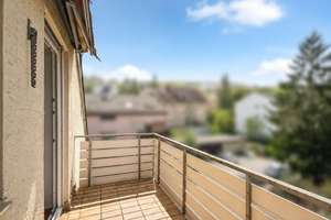 ::: Feine freie Dachgeschoss-Whg. mit Flair, Balkon, Bad mit Tageslicht und in ruhiger Lage ::: – 70186 Gaisburg, Stuttgart – Vorschaubild 7