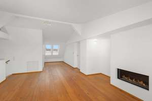 Altbaujuwel | Maisonette-Dachwohnung in Isar-Nähe
