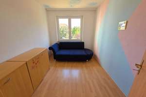 Handwerkerchance in Bestlage: 3-Zimmer-Wohnung mit Balkon und großem Entwicklungspotenzial! – Die vollständige Adresse der Immobilie erhältst du vom Anbieter., 63452 Lamboy, Hanau – Vorschaubild 5