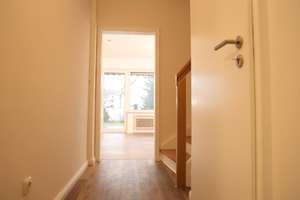 GenießerDesign, Lage, Ruhe, Garten:5min:UKA, 1min:B17, Balkon, 2Bäder+WC, Garage, EBK, Wallbox-ready – Die vollständige Adresse der Immobilie erhältst du vom Anbieter., 86156 Kriegshaber, Augsburg – Vorschaubild 2