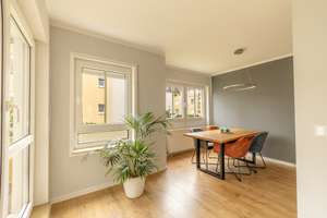 Traumwohnung mit Einbauküche und Balkon. – Troppauer Str. 2b, 1279 Laubegast, Dresden – Vorschaubild 3