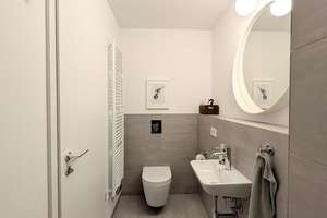 Neubau‑3‑Zimmer‑Wohnung in ruhiger Lage mit 2 Bädern und Süd-Loggia – Die vollständige Adresse der Immobilie erhältst du vom Anbieter., 12109 Mariendorf, Berlin – Vorschaubild 12