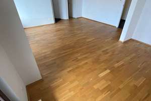 Exklusive 3-Zimmer-Wohnung mit Dachterrasse, TG-Stellplatz und EBK in Neuehrenfeld – Lukasstraße 16 A, 50823 Neuehrenfeld, Köln – Vorschaubild 2