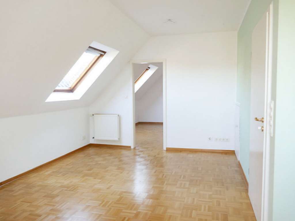 Immobilie in Enger - Wohnen mit Fernsicht - Schöne Maisonettewohnung mit EBK! - Bild 3