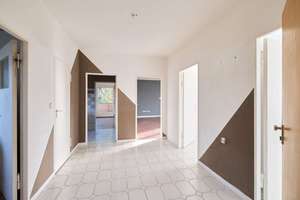 "MFH mit 3 WE / Garage und 869 m² Grundstück in Rudow, 1 OG leer / kompletter Eigenbedarf möglich" – Greifenbergerstrasse 41, 12355 Rudow, Berlin – Vorschaubild 5