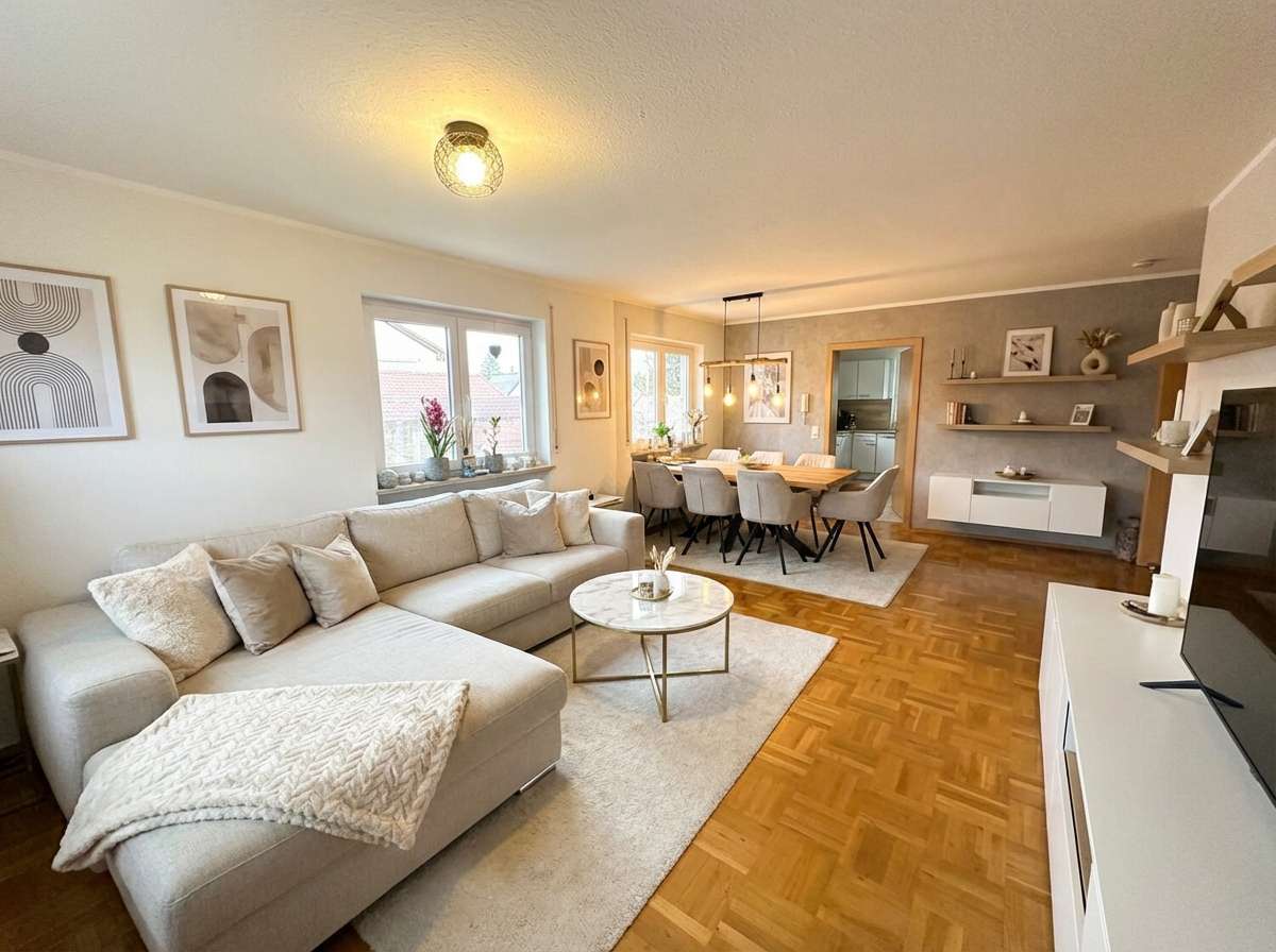 Immobilie in Bergatreute - Wohnen mit Wohlfühlfaktor – gepflegte 3-Zimmer Wohnung zur Eigennutzung oder als Anlage - Bild 1