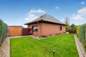 Komfortables Wohnen in Hohenwestedt mit Garage & Vollkeller – Rendsburg-Eckernförde (Kreis) – Vorschaubild 2