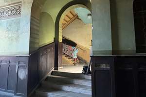 Unsaniertes, denkmalgeschütztes Mehrfamilienhaus in Leipzig