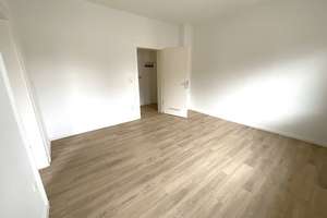 Gut geschnittene 3-Zimmer-Wohnung in Nürberg – Obere Baustr. 16 / Haus 3, 90478 Glockenhof, Nürnberg – Vorschaubild 2