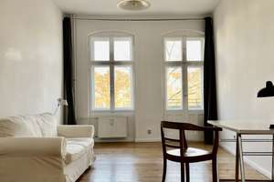 Maybachufer, Balkon und Blick auf den Kanal – Maybachufer 47, 12045 Neukölln (Ortsteil), Berlin – Vorschaubild 1
