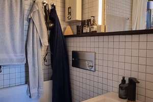 Hochwertiges, möbliertes Dach-Loft mit Klimaanlage – 40476 Golzheim, Düsseldorf – Vorschaubild 3
