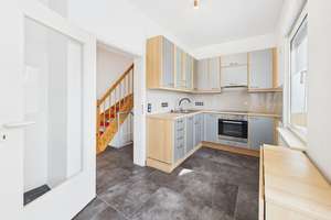 Ruhige Lage in Mainz Laubenheim mit Terrasse, Balkon und eigener Garage – Die vollständige Adresse der Immobilie erhältst du vom Anbieter., 55130 Laubenheim, Mainz – Vorschaubild 4