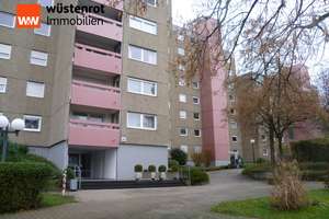 Modernisierte 3- Zimmer- Wohnung mit Garage