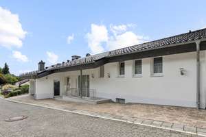 Jetzt investieren – später einziehen: Exklusives Anwesen in Eppstein – Heinrich-Heine-Str. 12, 65817 Eppstein – Vorschaubild 3