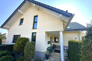 Plauen-Bestlage: Modernes Zweifamilienhaus mit Einliegerwohnung – Die vollständige Adresse der Immobilie erhältst du vom Anbieter., 8547 Jößnitz, Plauen – Vorschaubild 5