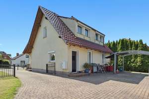 Zwischen Stadt und Natur – Charmantes Einfamilienhaus auf großzügigem, teilbarem Grundstück – Die vollständige Adresse der Immobilie erhältst du vom Anbieter., 15366 Hoppegarten – Vorschaubild 11