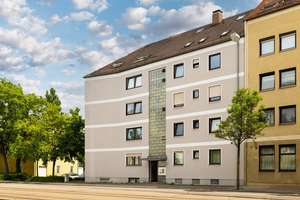 Großzügiges Wohnen auf drei Ebenen: 5-Zimmer-Maisonettewohnung in Augsburg-Oberhausen