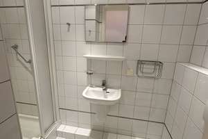 176qm in direkter Rheinlage in Golzheim, Provisionfrei vom Eigentümer.. – Kempener Straße 1, 40474 Golzheim, Düsseldorf – Vorschaubild 11